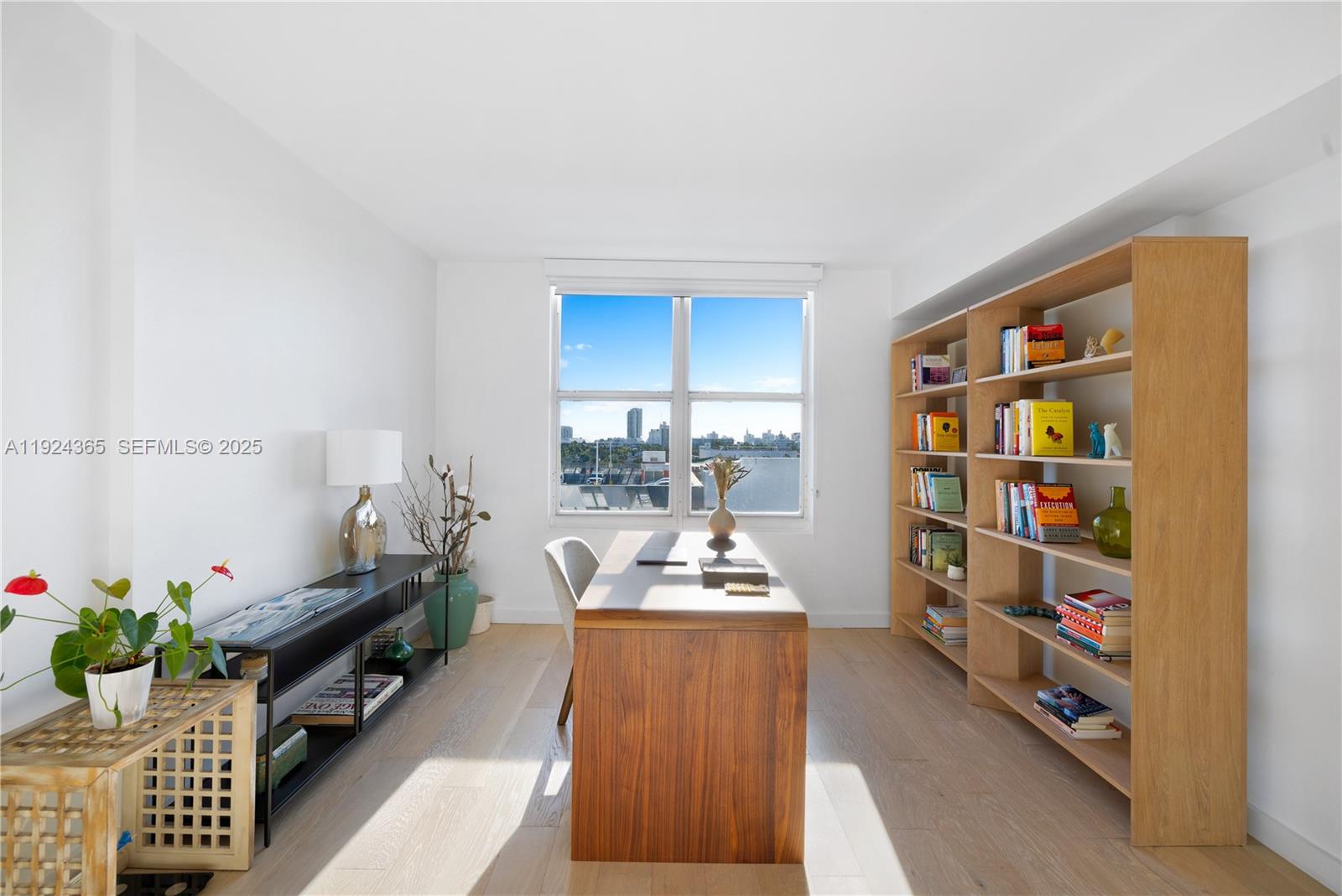 1800 Sunset Harbour Dr #803 Miami Beach, FL 33139