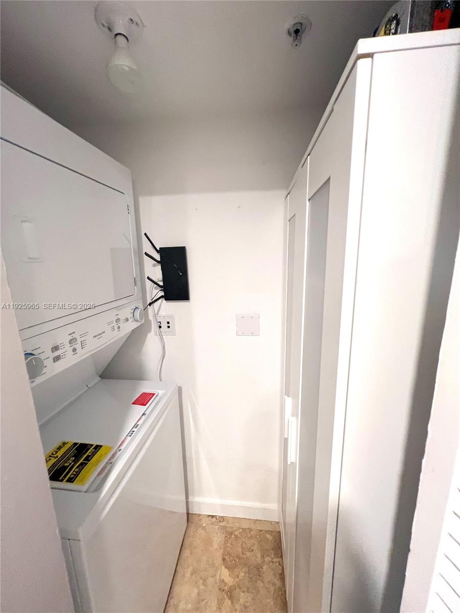 650 West Ave #2804 Miami Beach, FL 33139