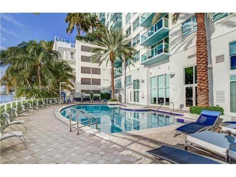 650 West Ave #2804 Miami Beach, FL 33139