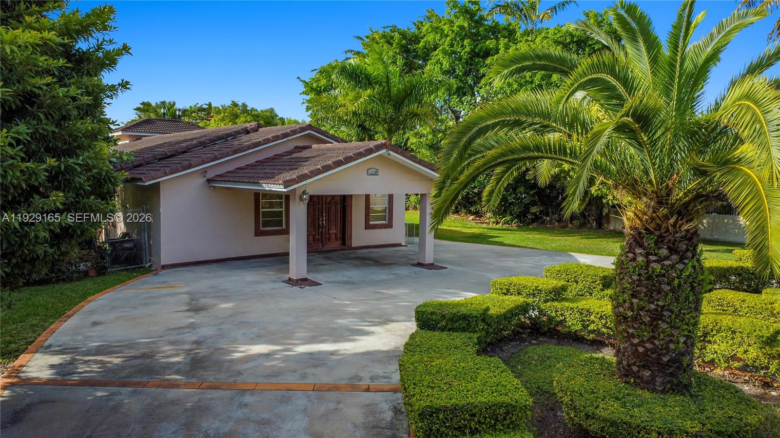 300 SW 123rd Ave Miami, FL 33184