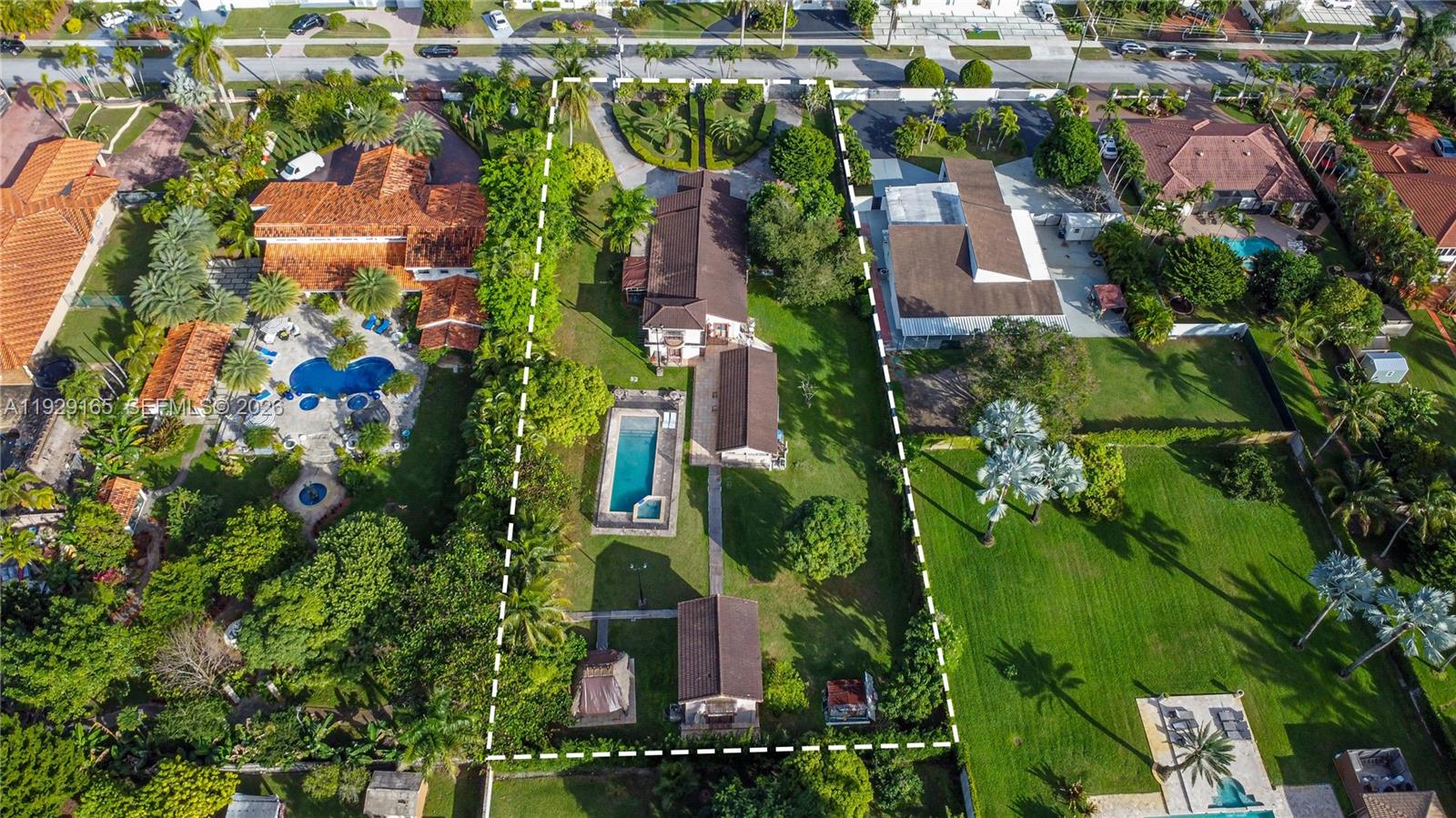 300 SW 123rd Ave Miami, FL 33184