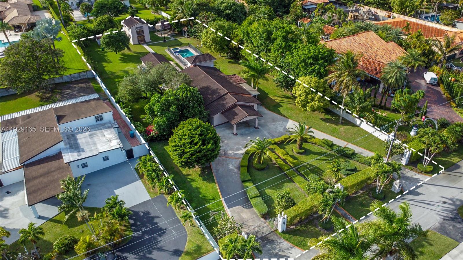 300 SW 123rd Ave Miami, FL 33184