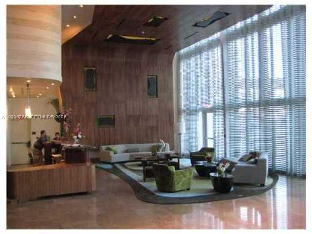 50 Biscayne Blvd #4105 Miami, FL 33132