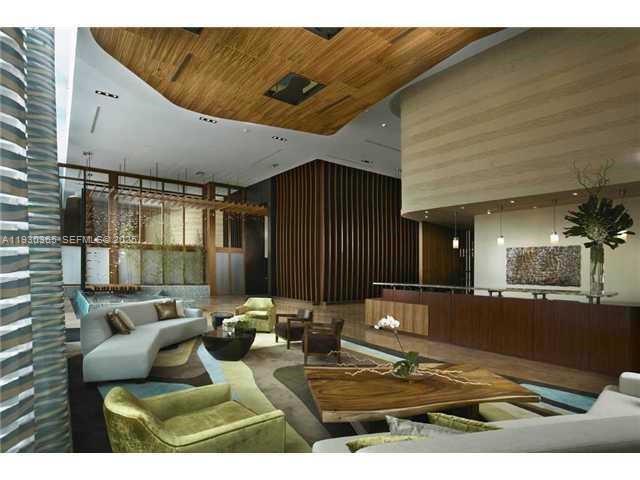 50 Biscayne Blvd #4105 Miami, FL 33132