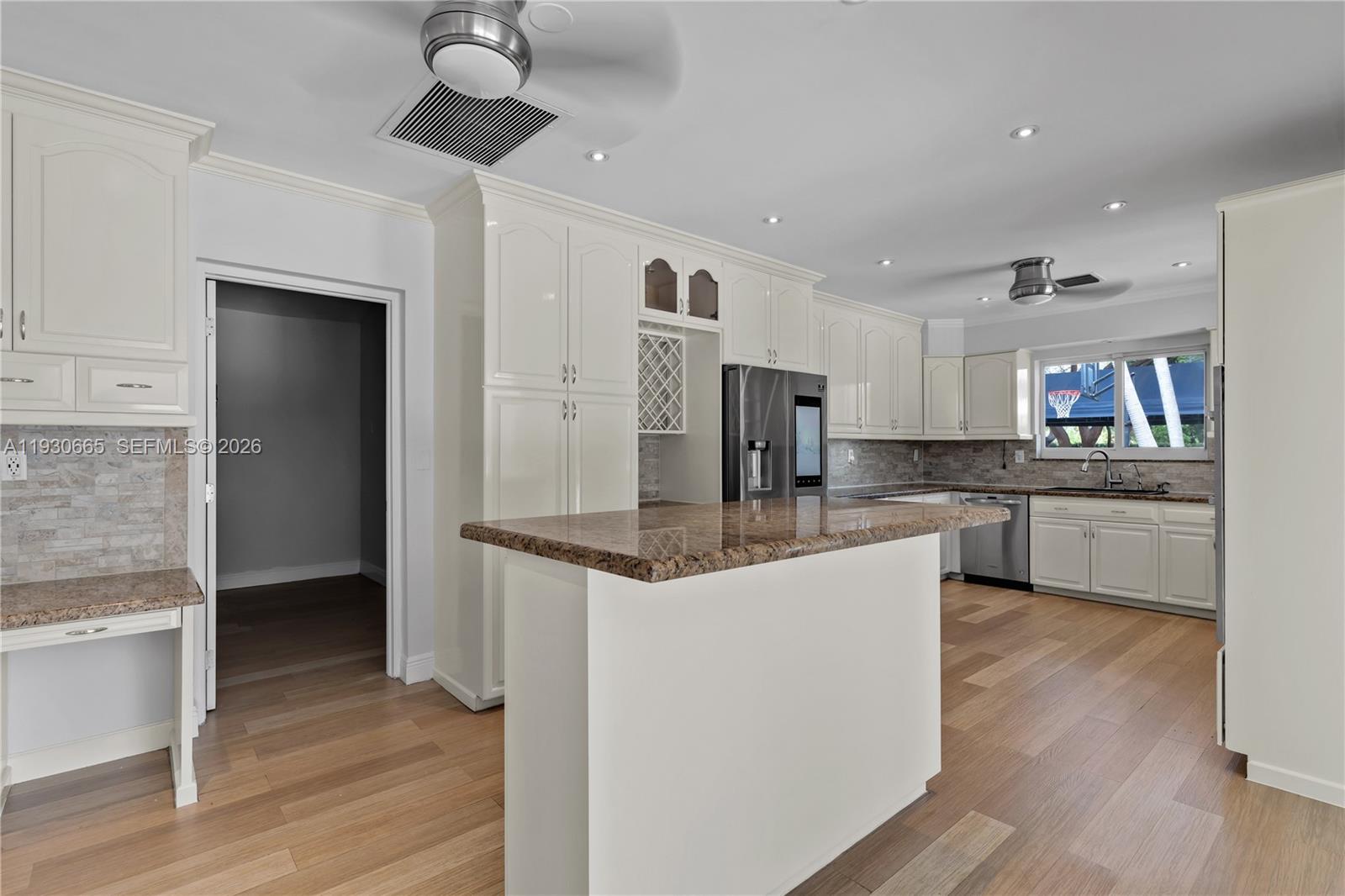 6601 SW 124th St Pinecrest, FL 33156