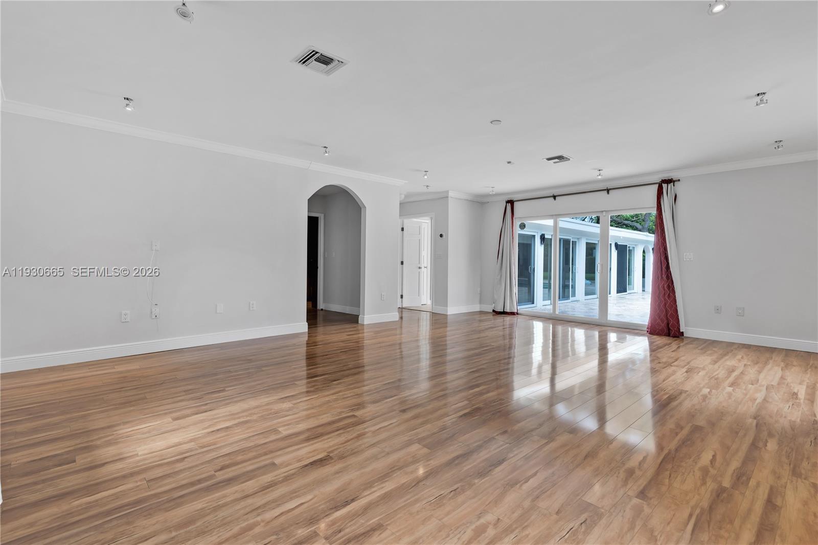 6601 SW 124th St Pinecrest, FL 33156