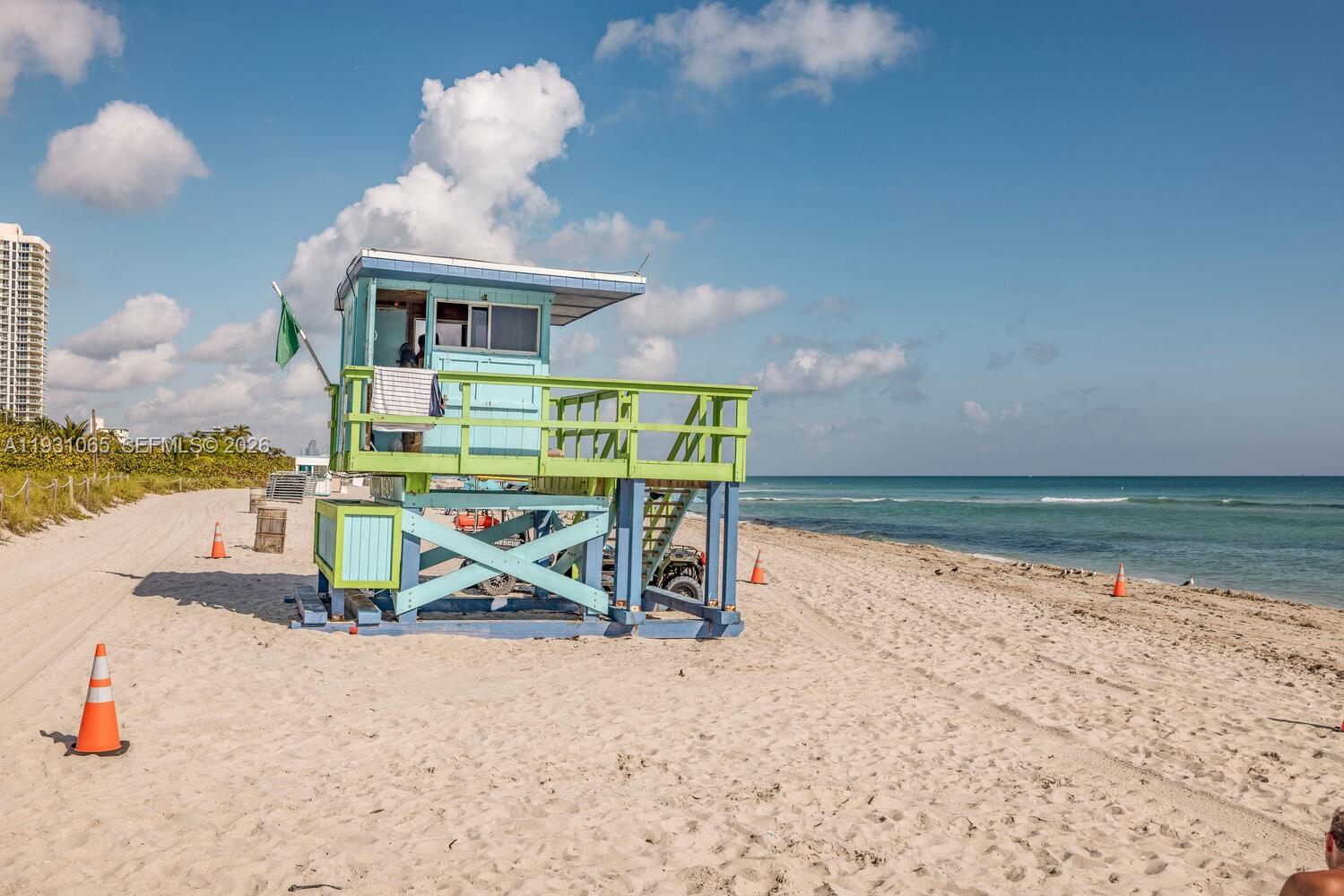 6917 Collins Ave #1008 Miami Beach, FL 33141