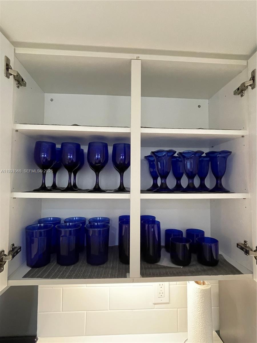 6917 Collins Ave #1008 Miami Beach, FL 33141