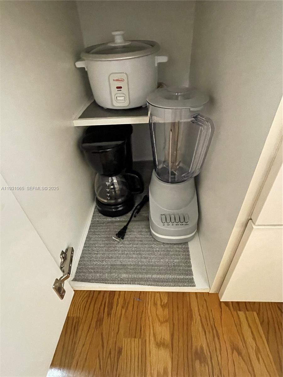 6917 Collins Ave #1008 Miami Beach, FL 33141