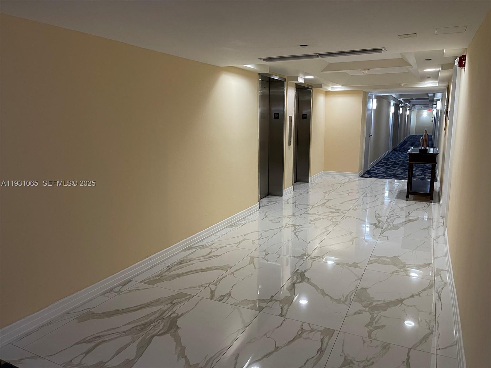 6917 Collins Ave #1008 Miami Beach, FL 33141