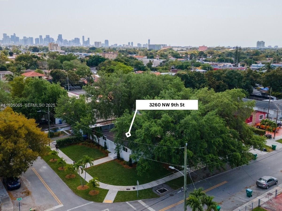3260 NW 9th St Miami, FL 33125