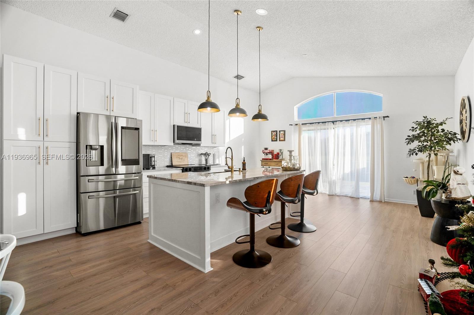 8165 Pelican Harbour Dr