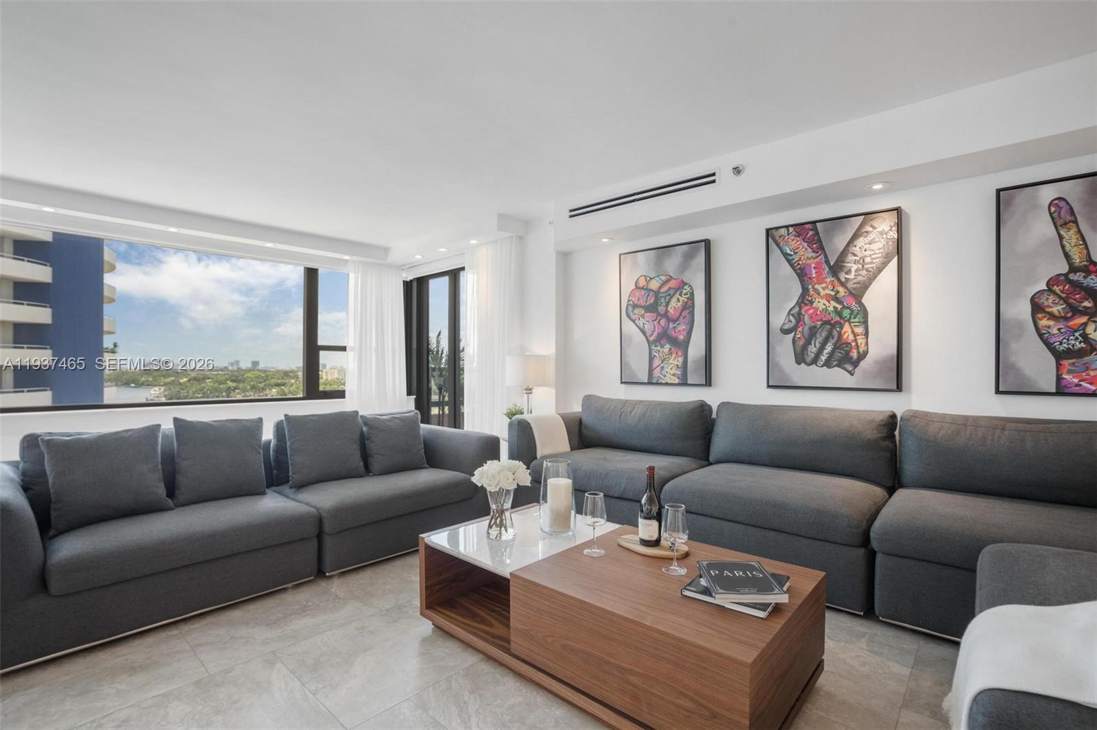 5225 Collins Ave #1221 Miami Beach, FL 33140