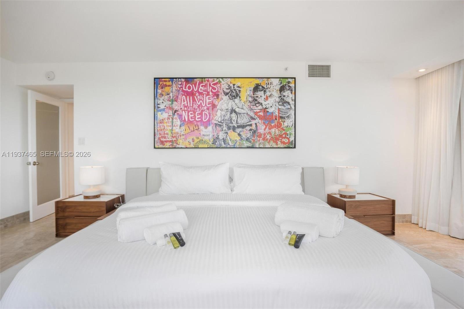 5225 Collins Ave #1221 Miami Beach, FL 33140