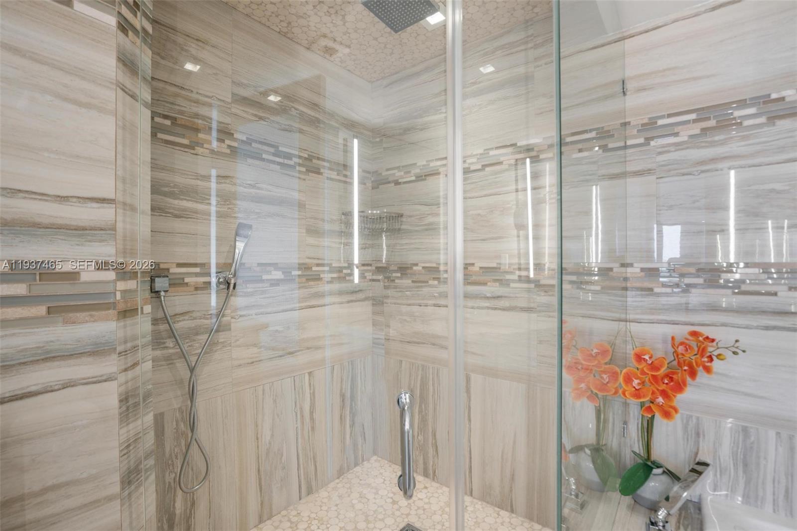 5225 Collins Ave #1221 Miami Beach, FL 33140