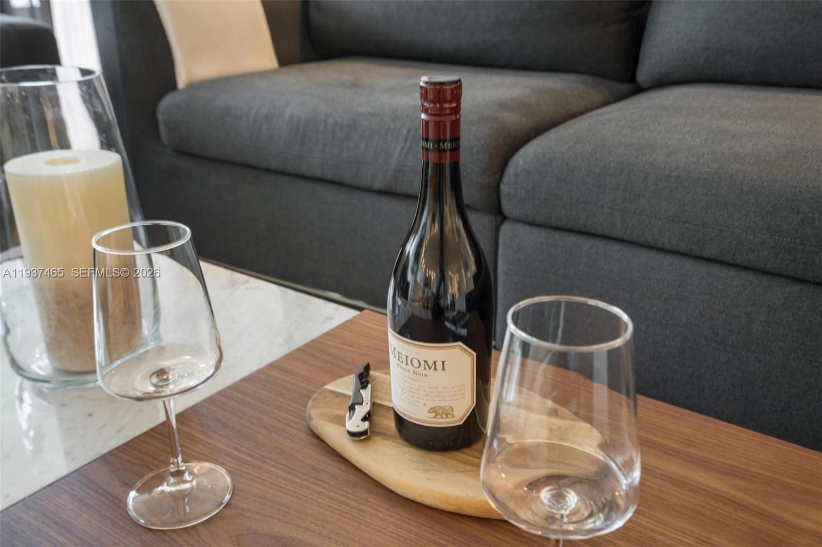 5225 Collins Ave #1221 Miami Beach, FL 33140