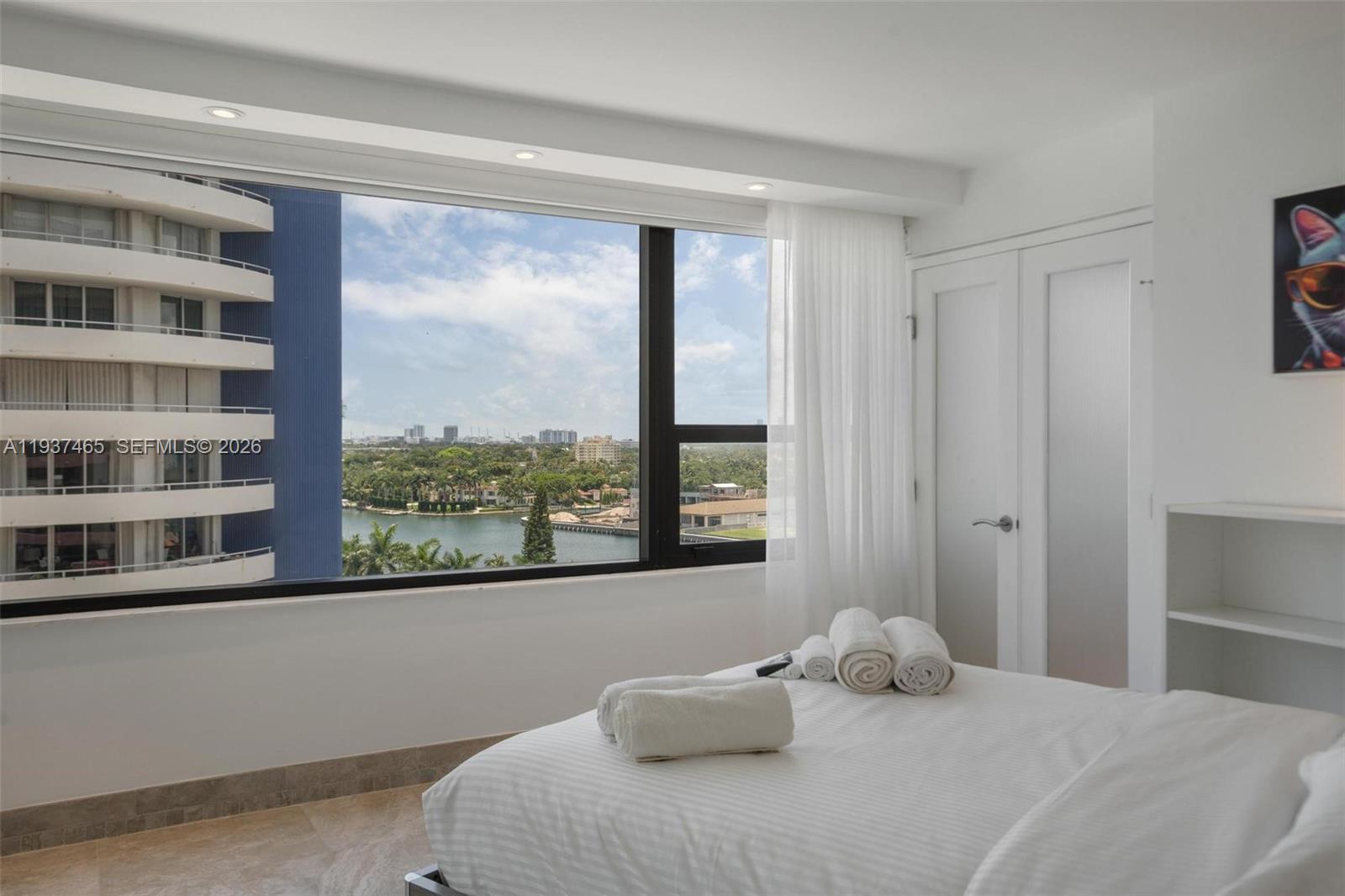 5225 Collins Ave #1221 Miami Beach, FL 33140