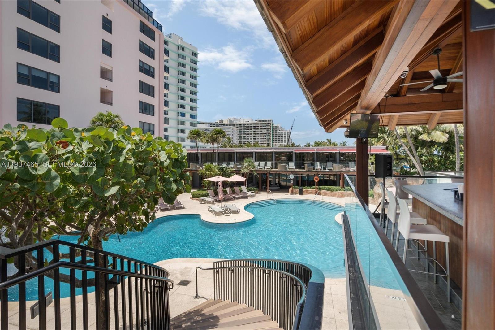 5225 Collins Ave #1221 Miami Beach, FL 33140