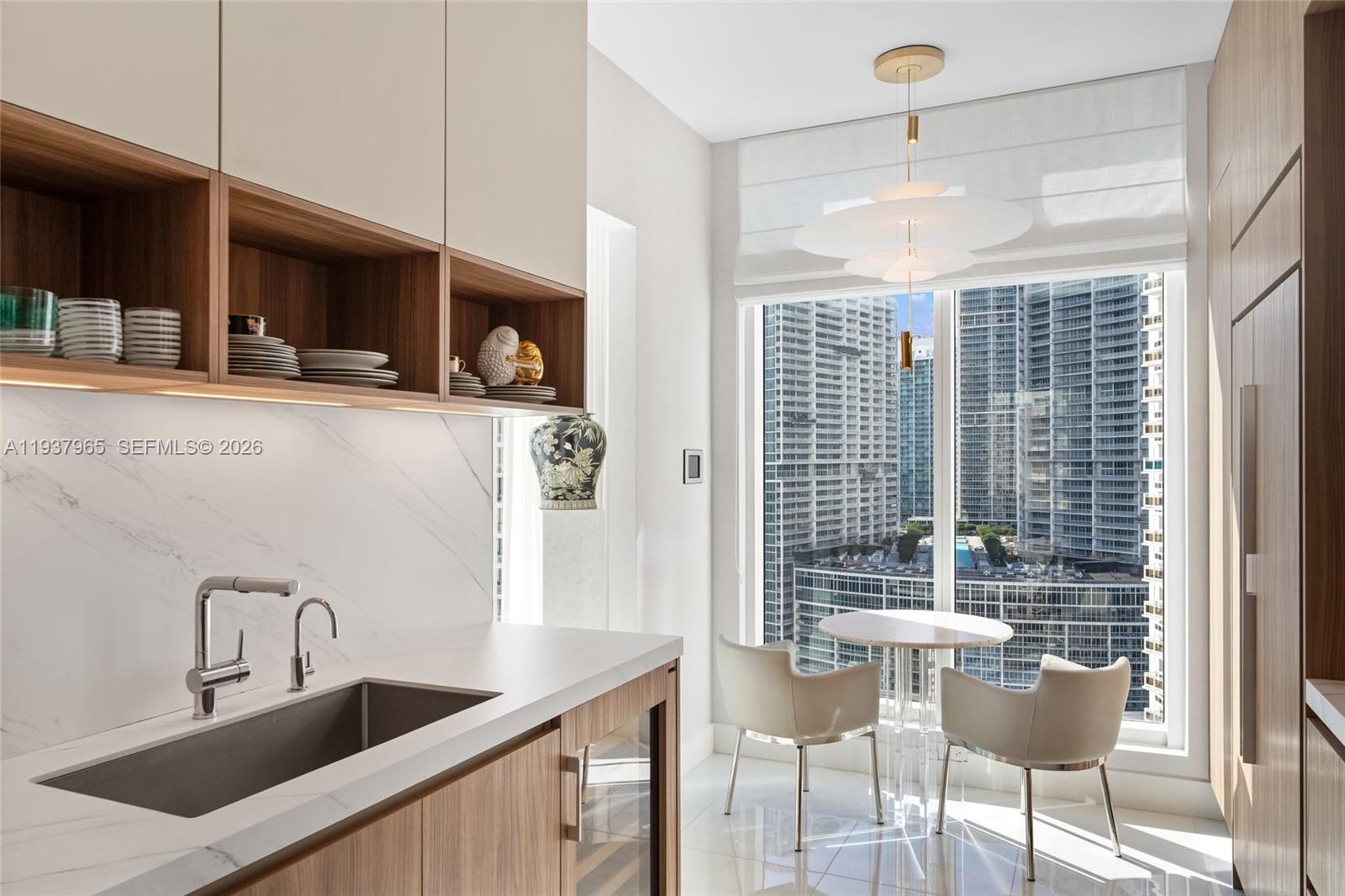 900 Brickell Key Blvd #2004 Miami, FL 33131