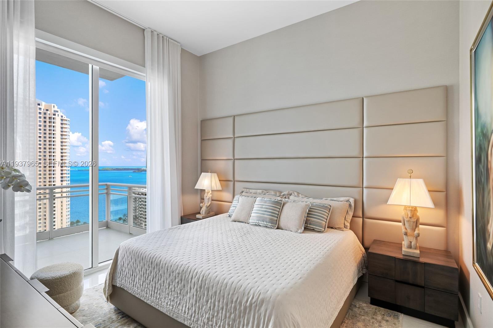 900 Brickell Key Blvd #2004 Miami, FL 33131