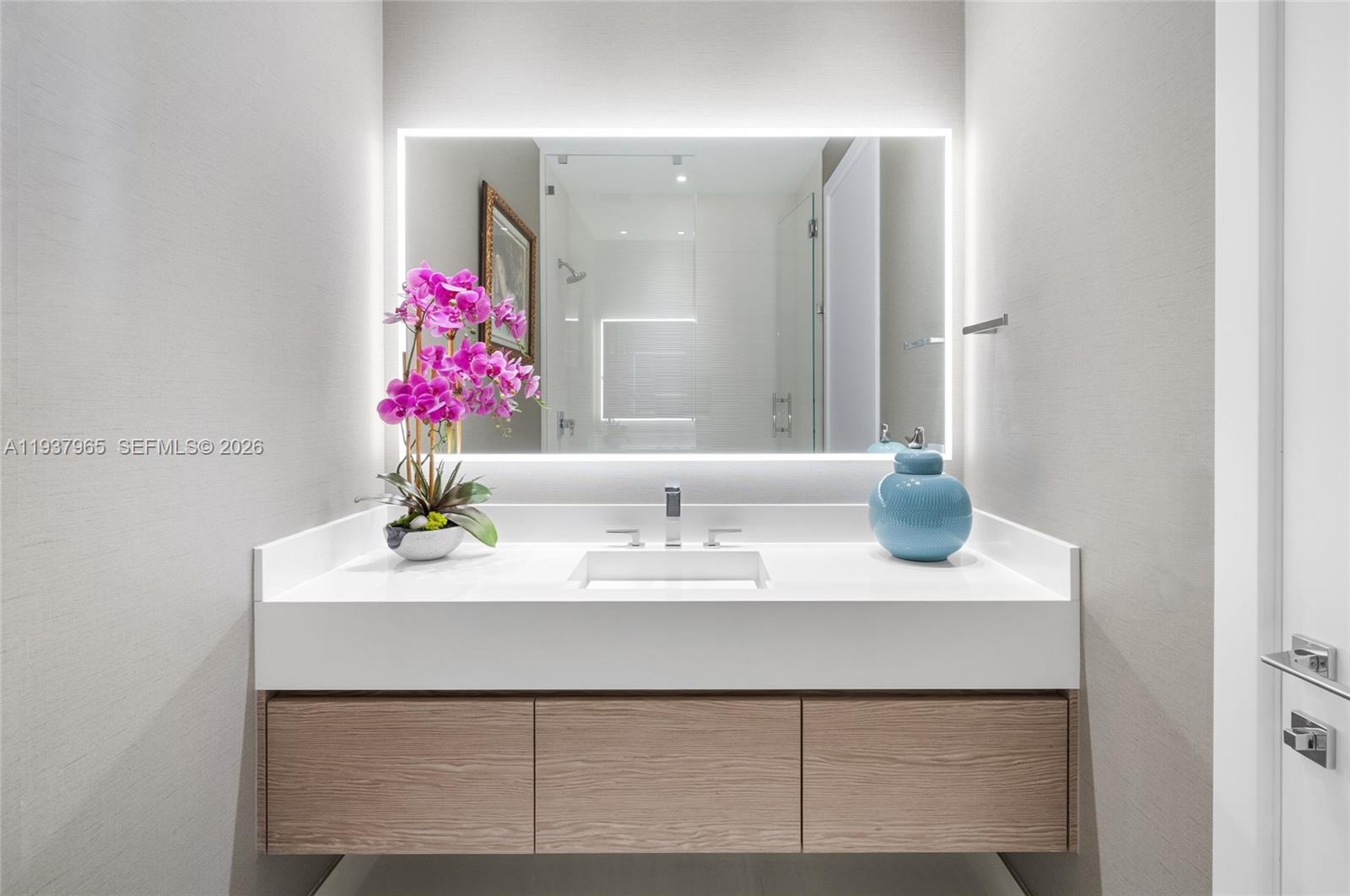 900 Brickell Key Blvd #2004 Miami, FL 33131