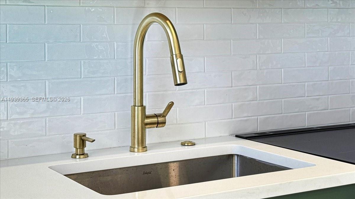 2727 Yacht Clb Blvd #2C Fort Lauderdale, FL 33304