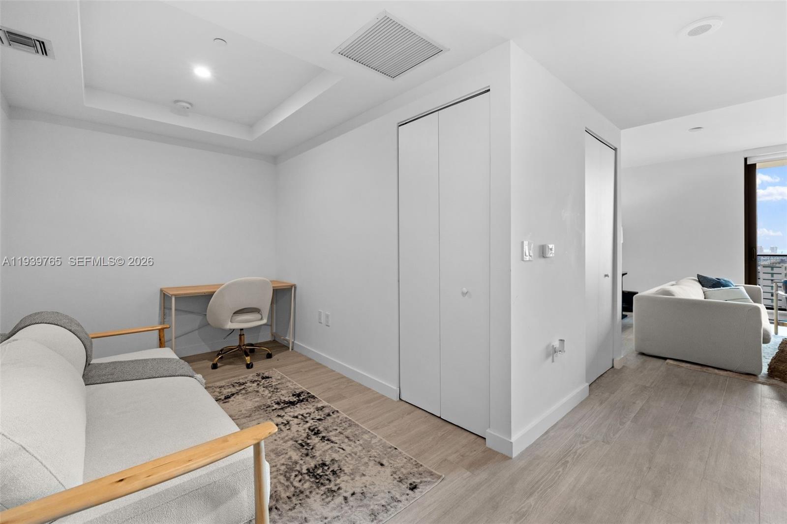 image Brickell Heights East10