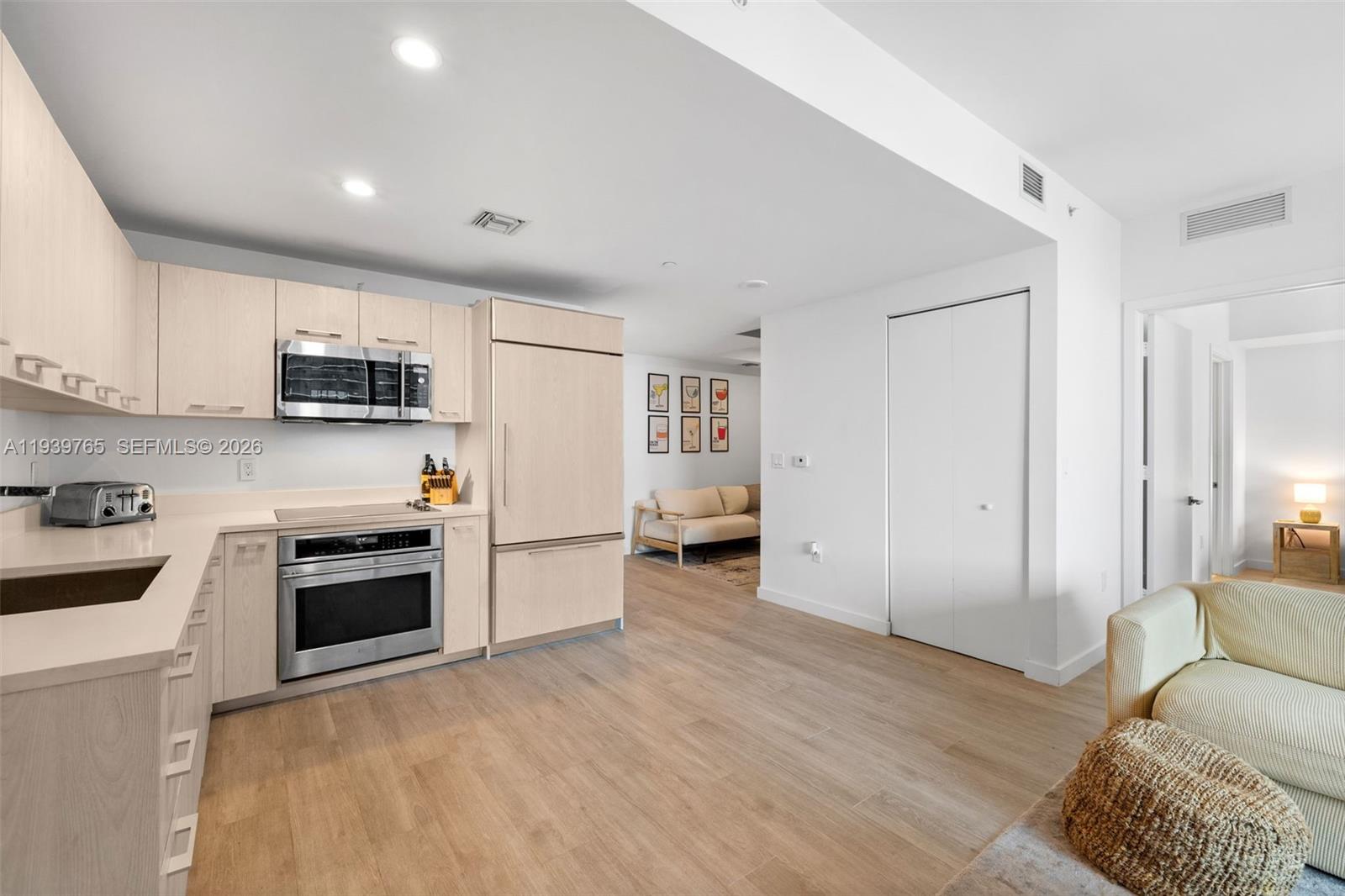 image Brickell Heights East12