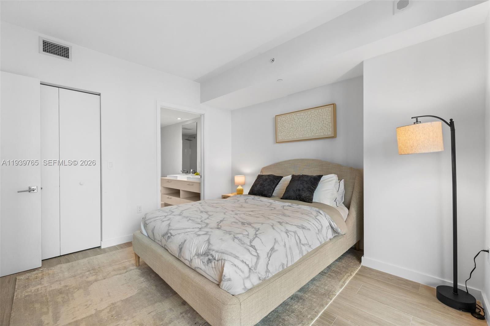 image Brickell Heights East18