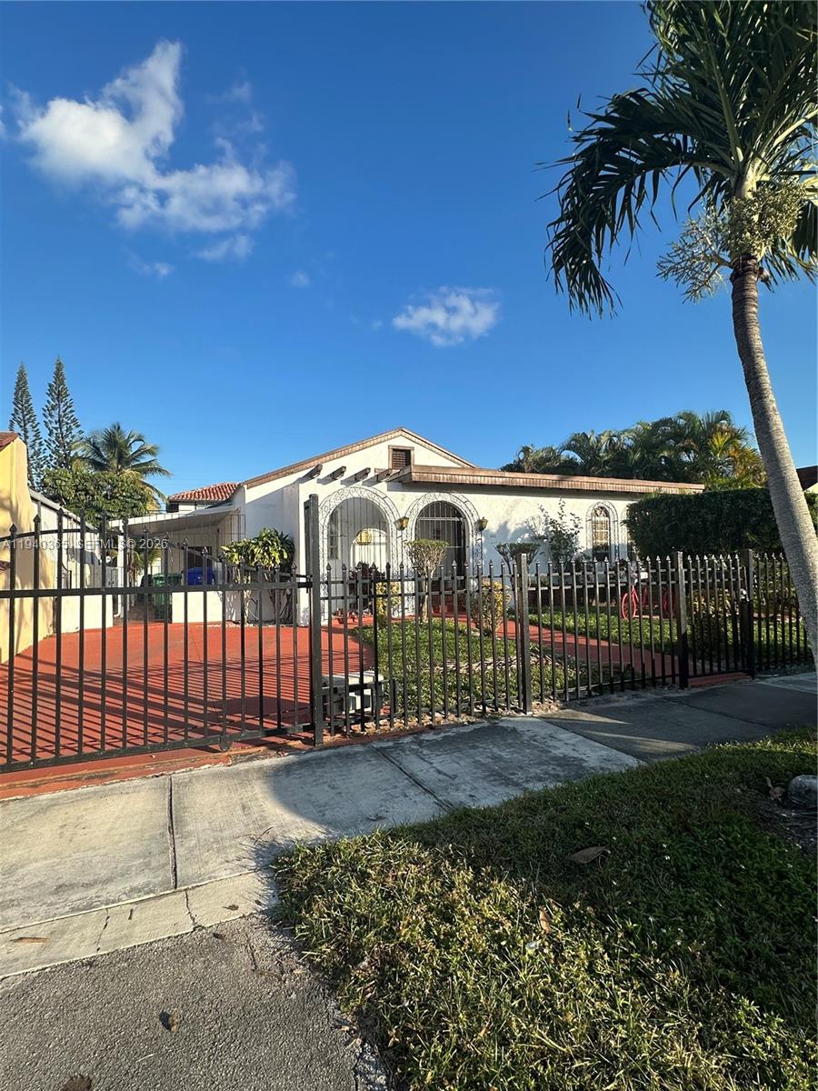 431 NW 32nd Ct Miami, FL 33125