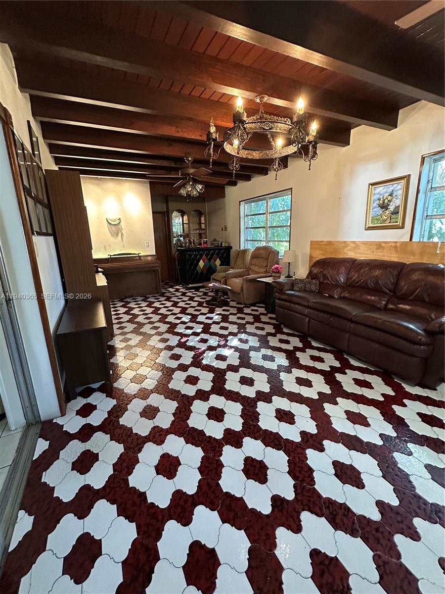 431 NW 32nd Ct Miami, FL 33125