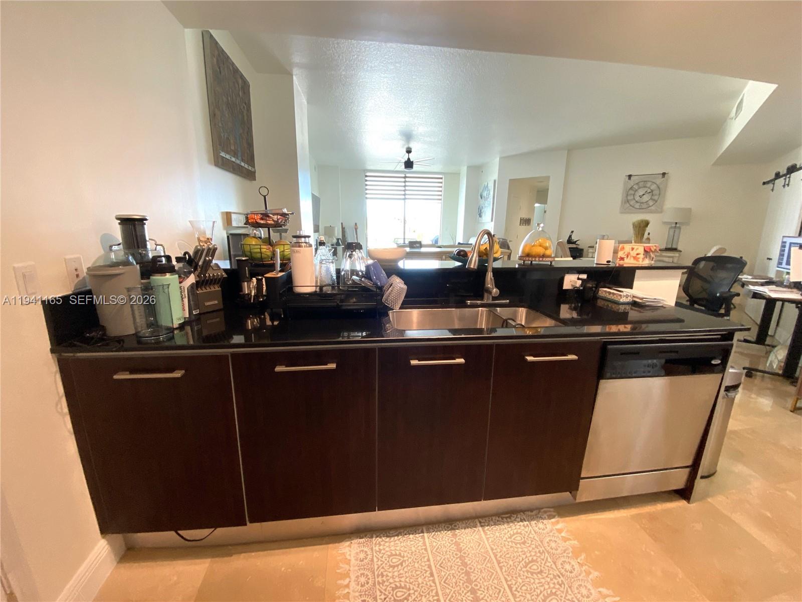 9066 SW 73rd Ct #805 Miami, FL 33156