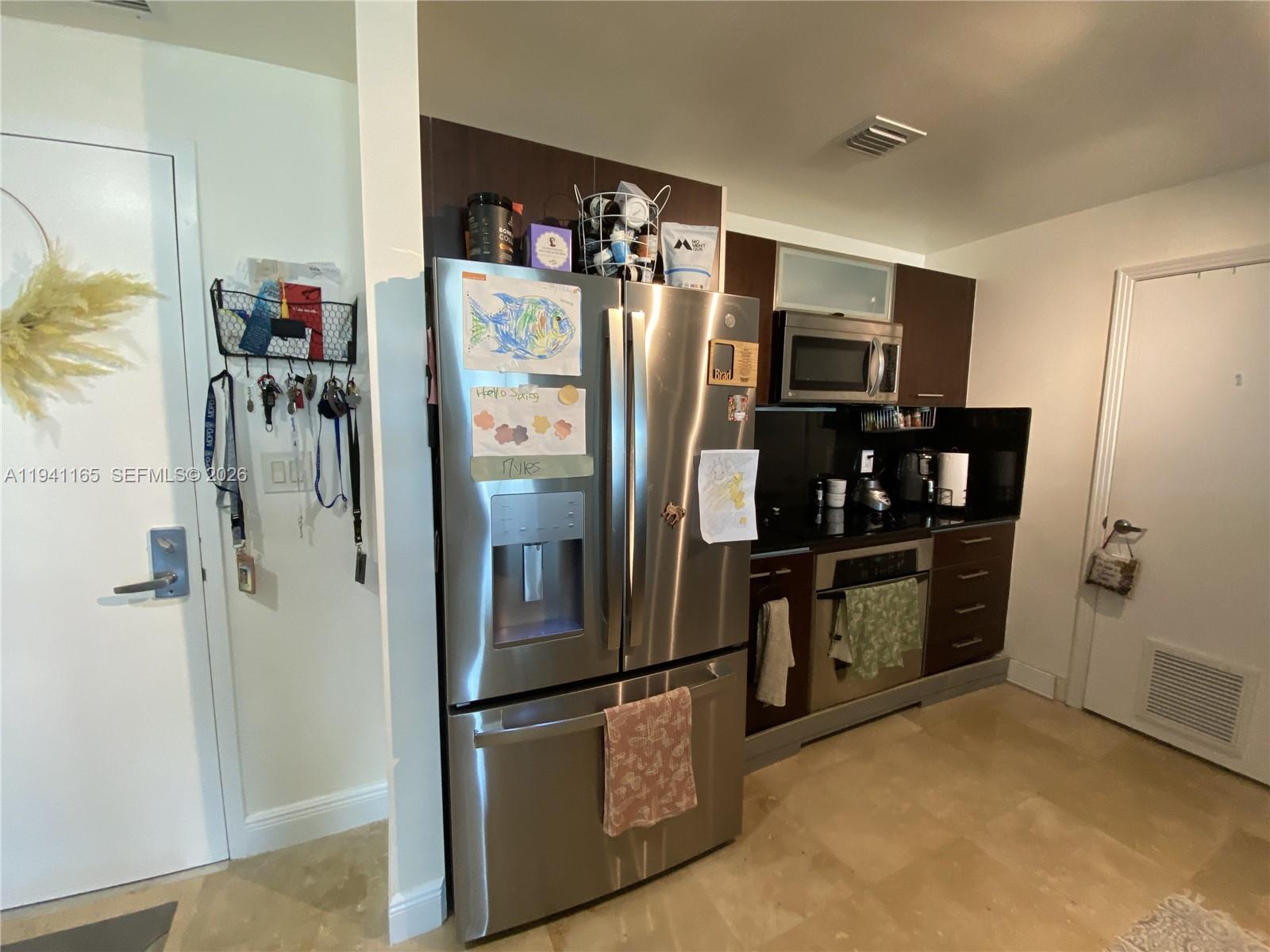 9066 SW 73rd Ct #805 Miami, FL 33156