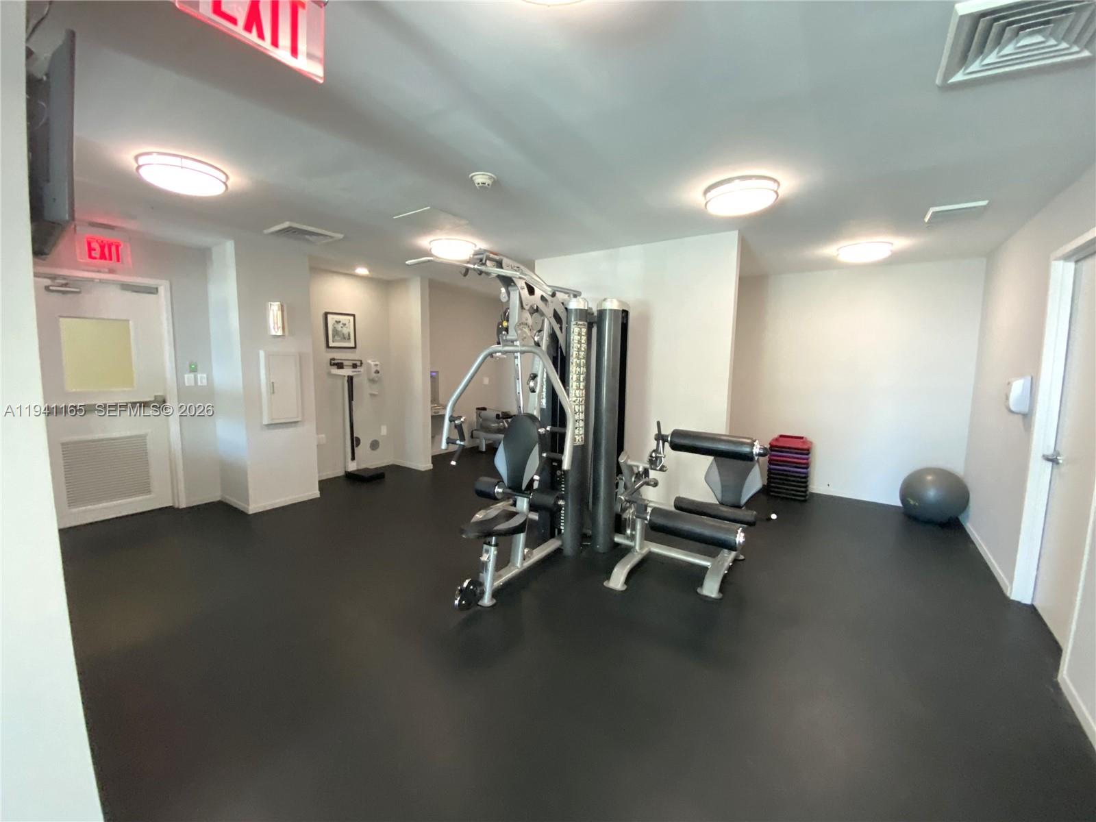 9066 SW 73rd Ct #805 Miami, FL 33156