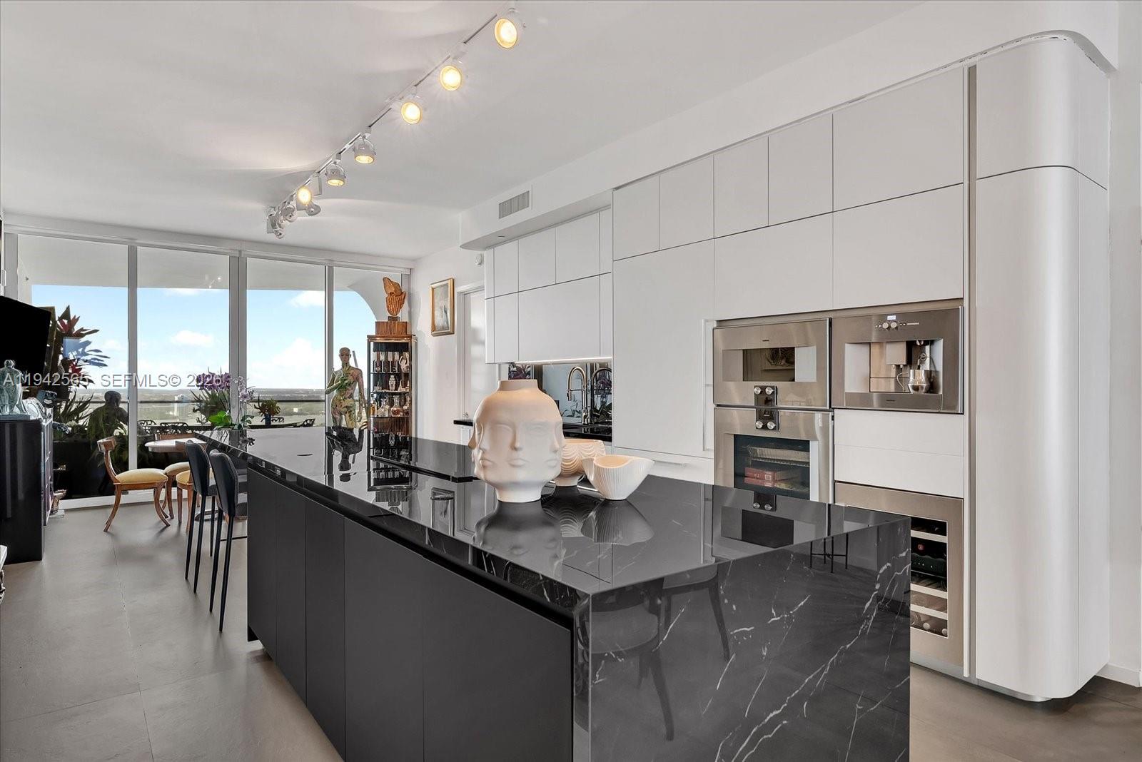 16901 Collins Ave #3803 Sunny Isles Beach, FL 33160