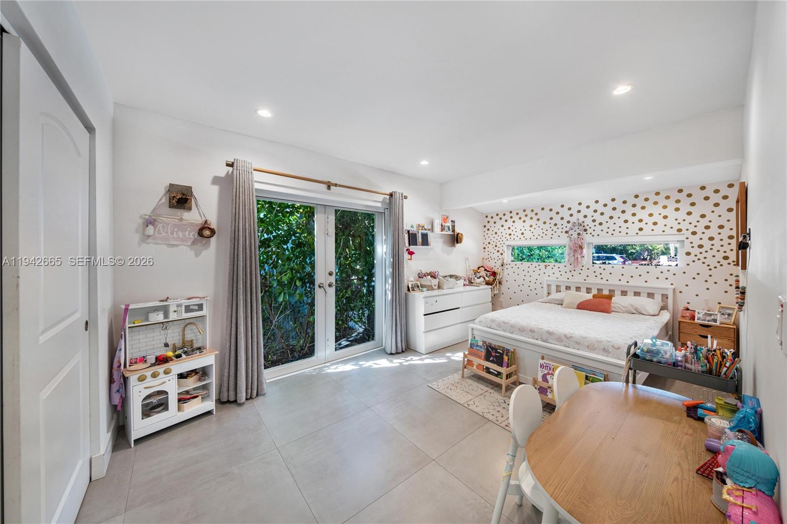 670 NE 58th St Miami, FL 33137