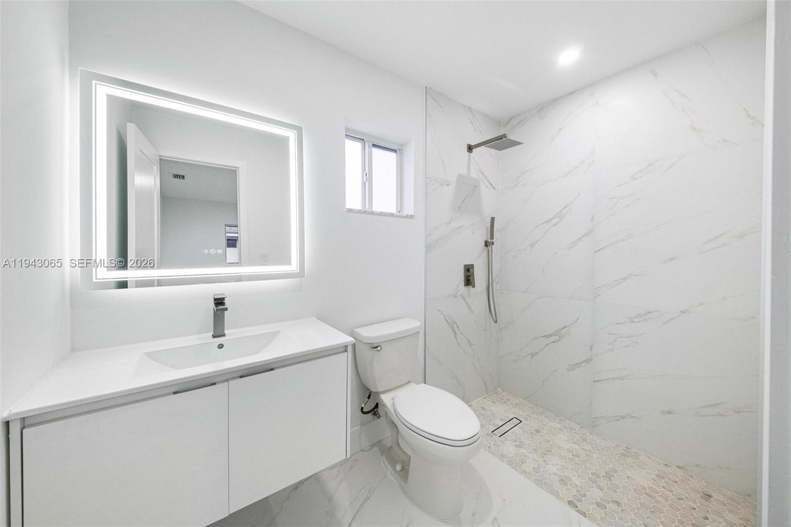 2951 NW 47th St Miami, FL 33142