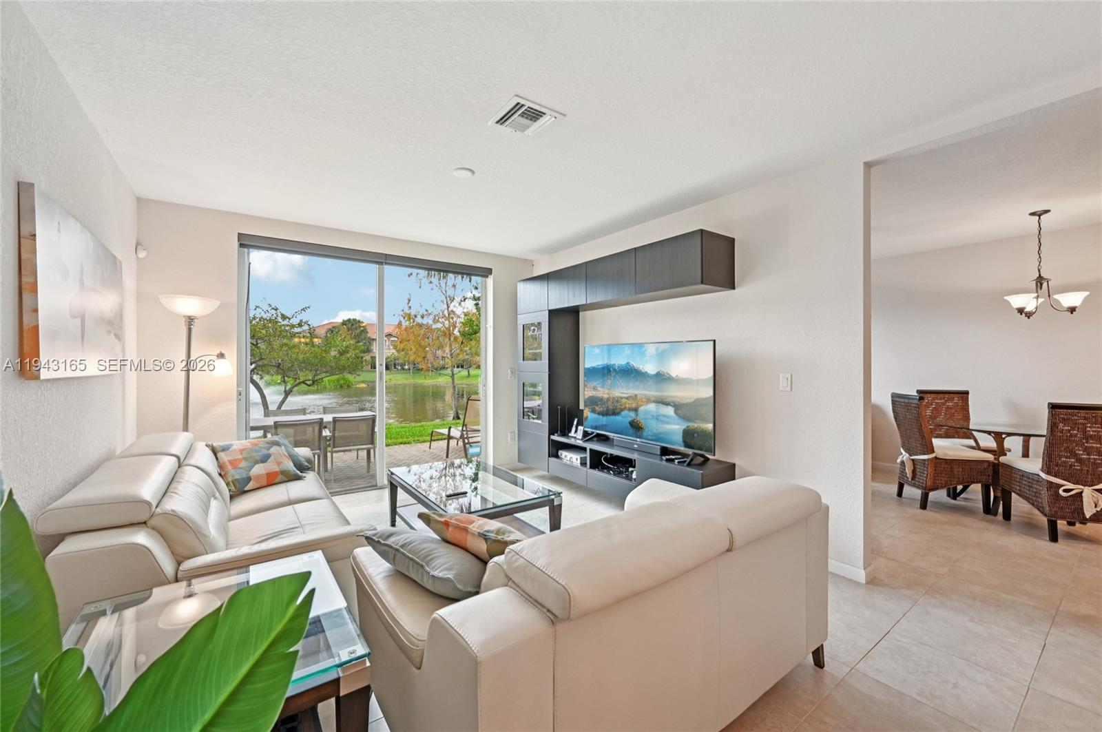 4310 Colony Vw Dr Lake Worth, FL 33463