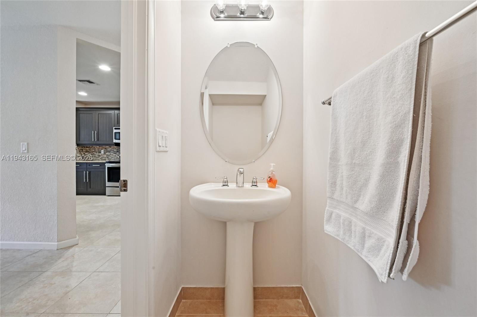 4310 Colony Vw Dr Lake Worth, FL 33463