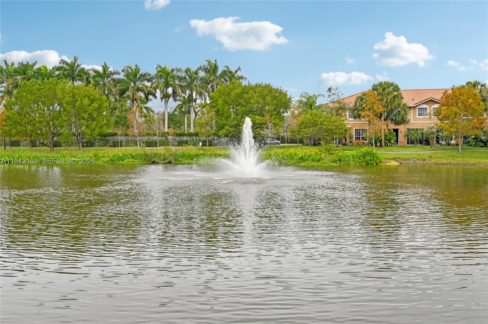 4310 Colony Vw Dr Lake Worth, FL 33463