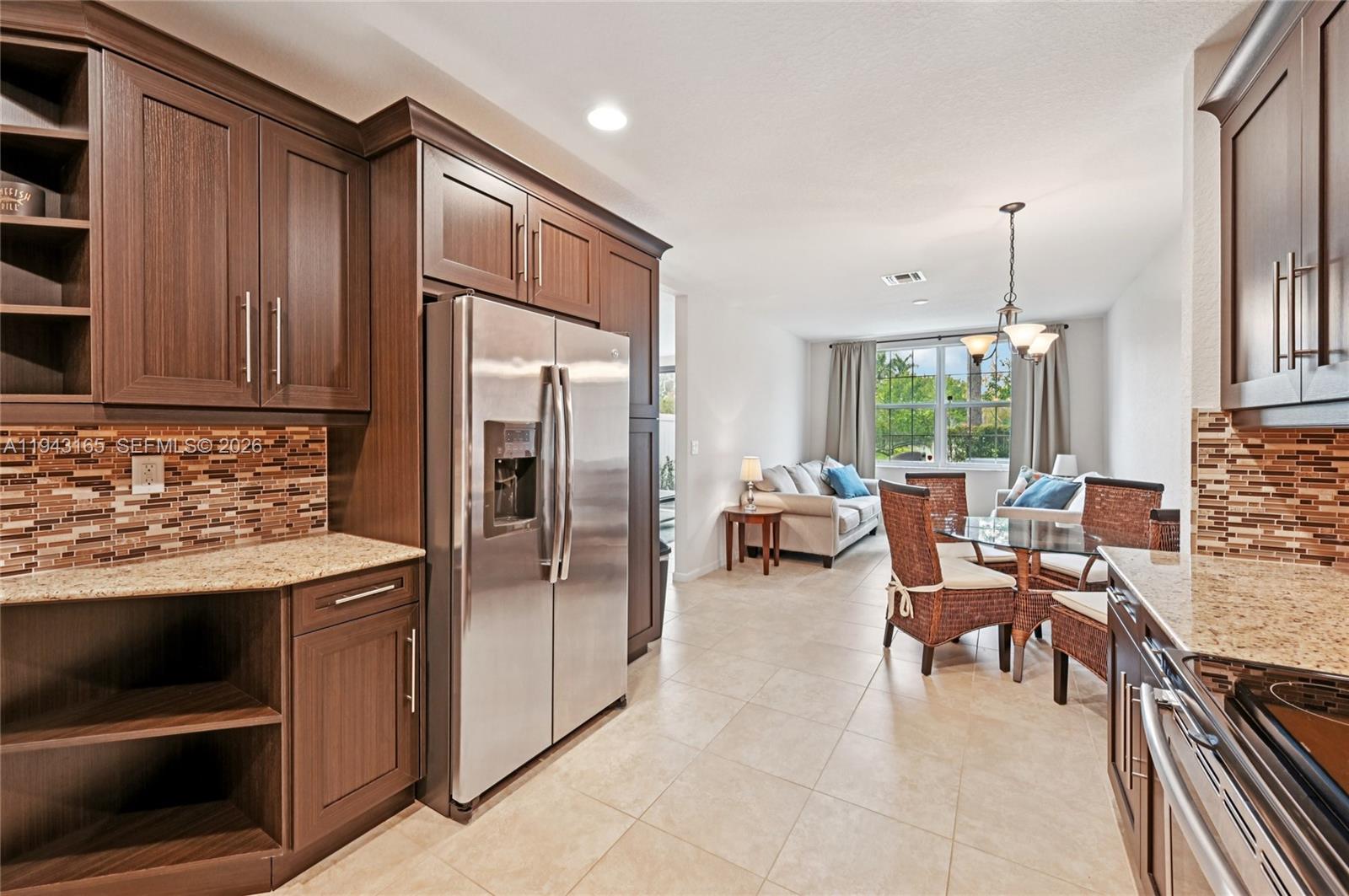 4310 Colony Vw Dr Lake Worth, FL 33463