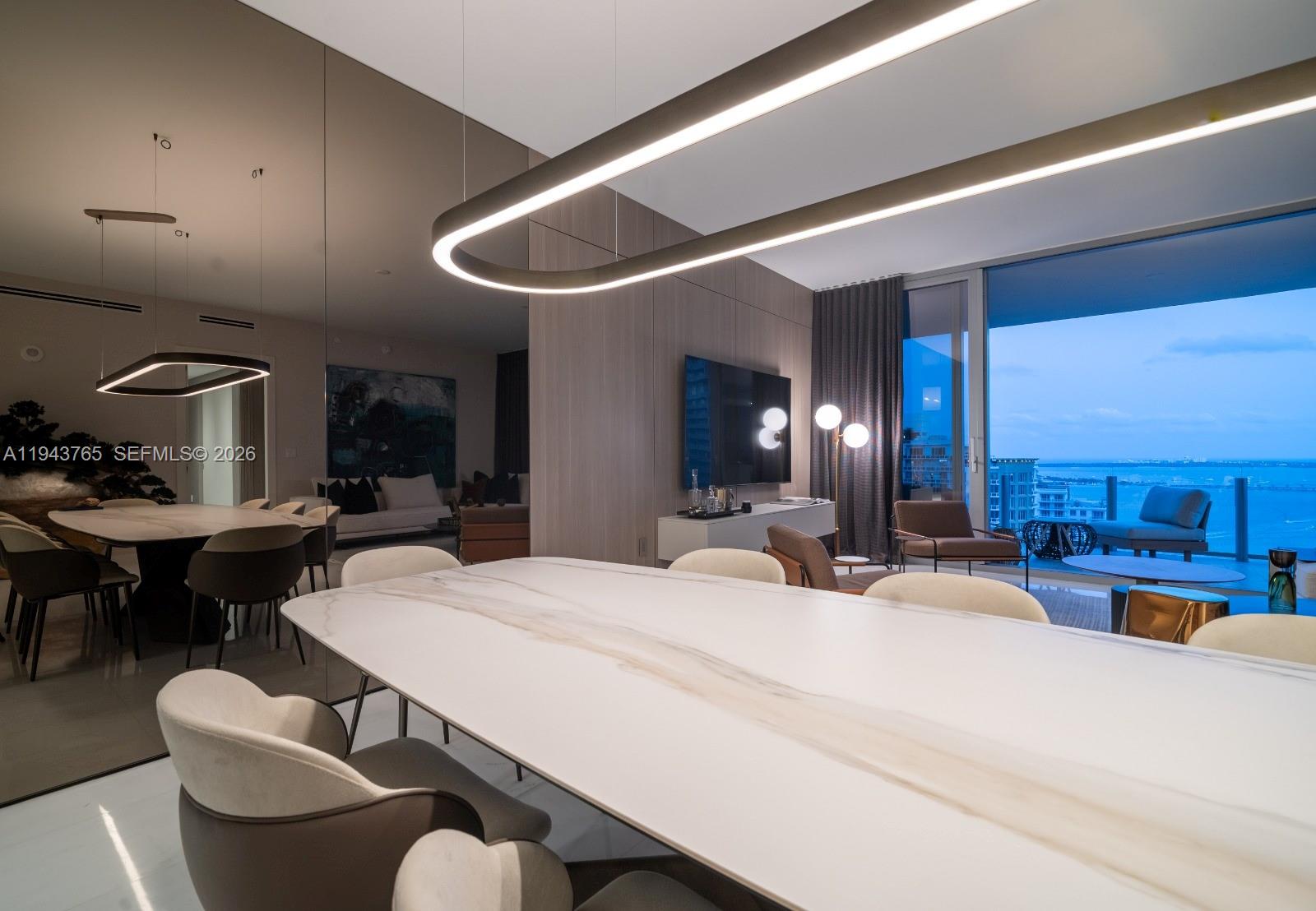 300 Biscayne Blvd Way #3403 Miami, FL 33131