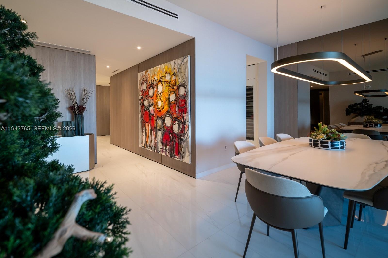 300 Biscayne Blvd Way #3403 Miami, FL 33131