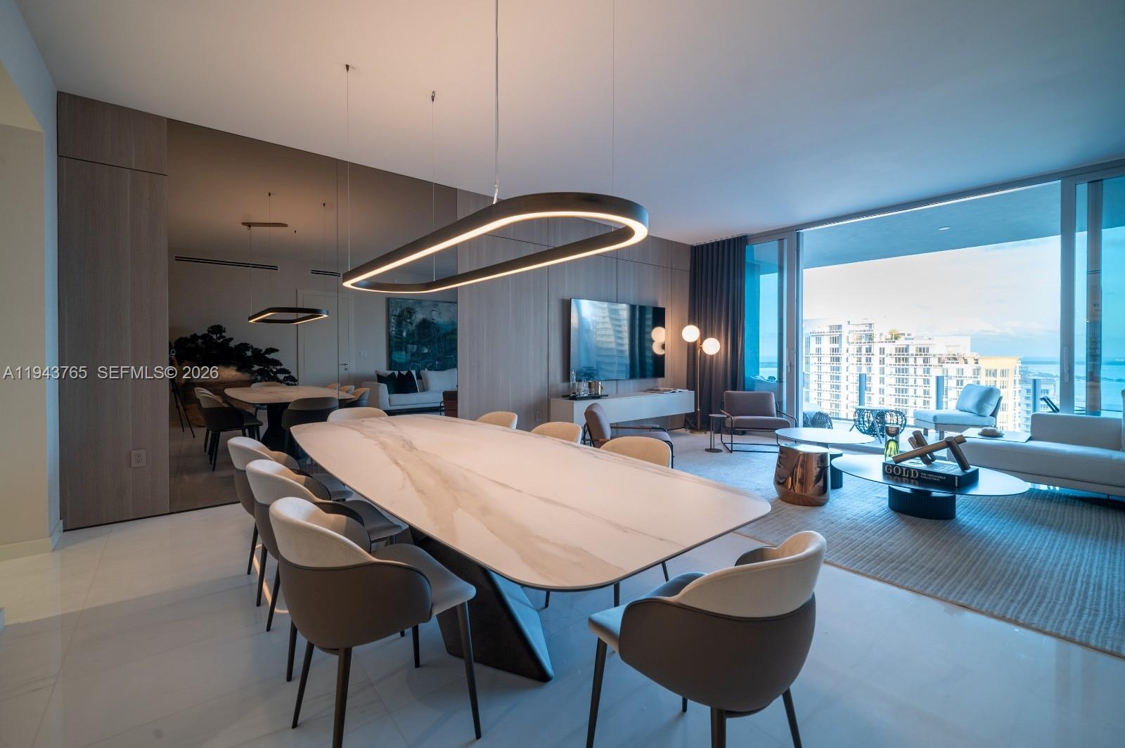 300 Biscayne Blvd Way #3403 Miami, FL 33131