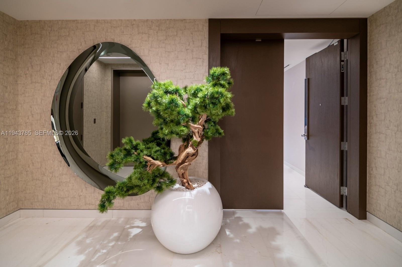 300 Biscayne Blvd Way #3403 Miami, FL 33131