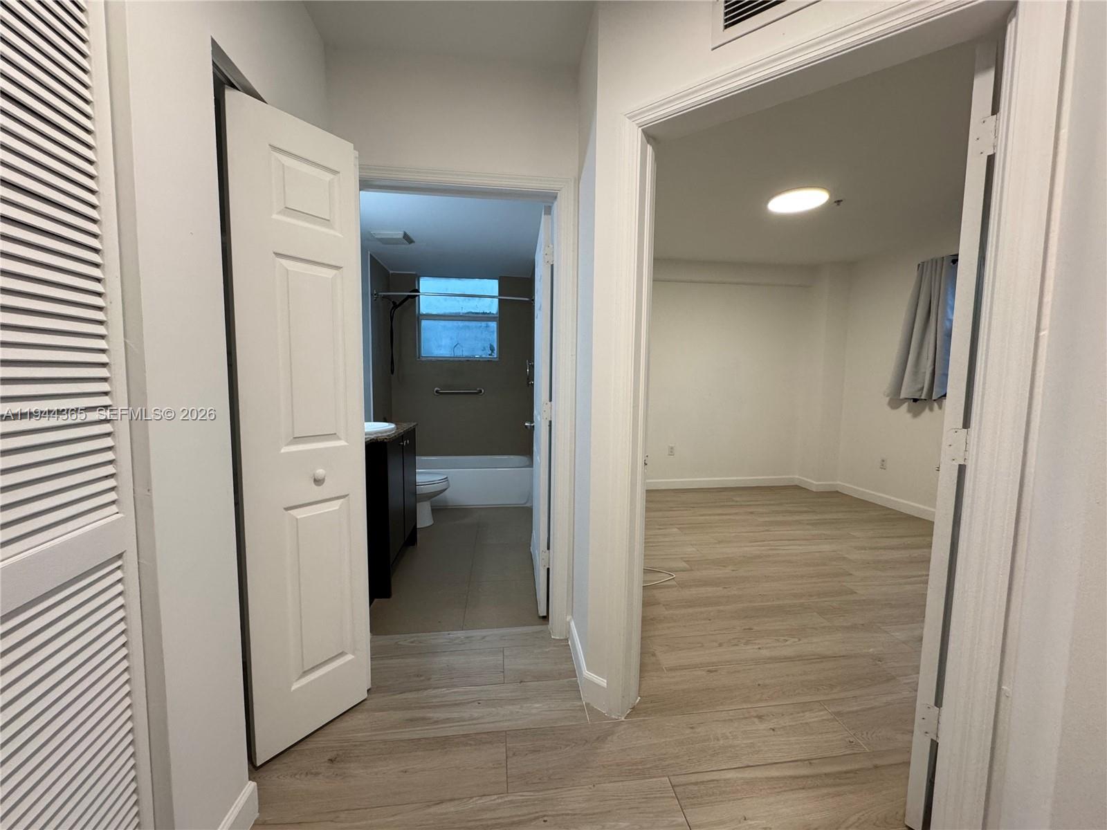 529 NE 62nd St #303 Miami, FL 33138