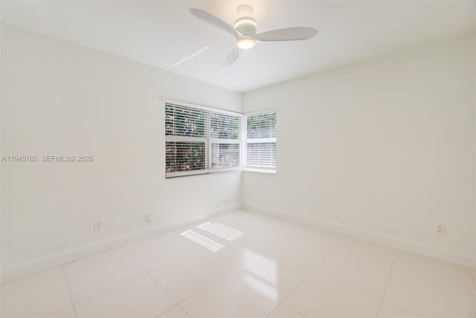 1627 Moffett St Hollywood, FL 33020