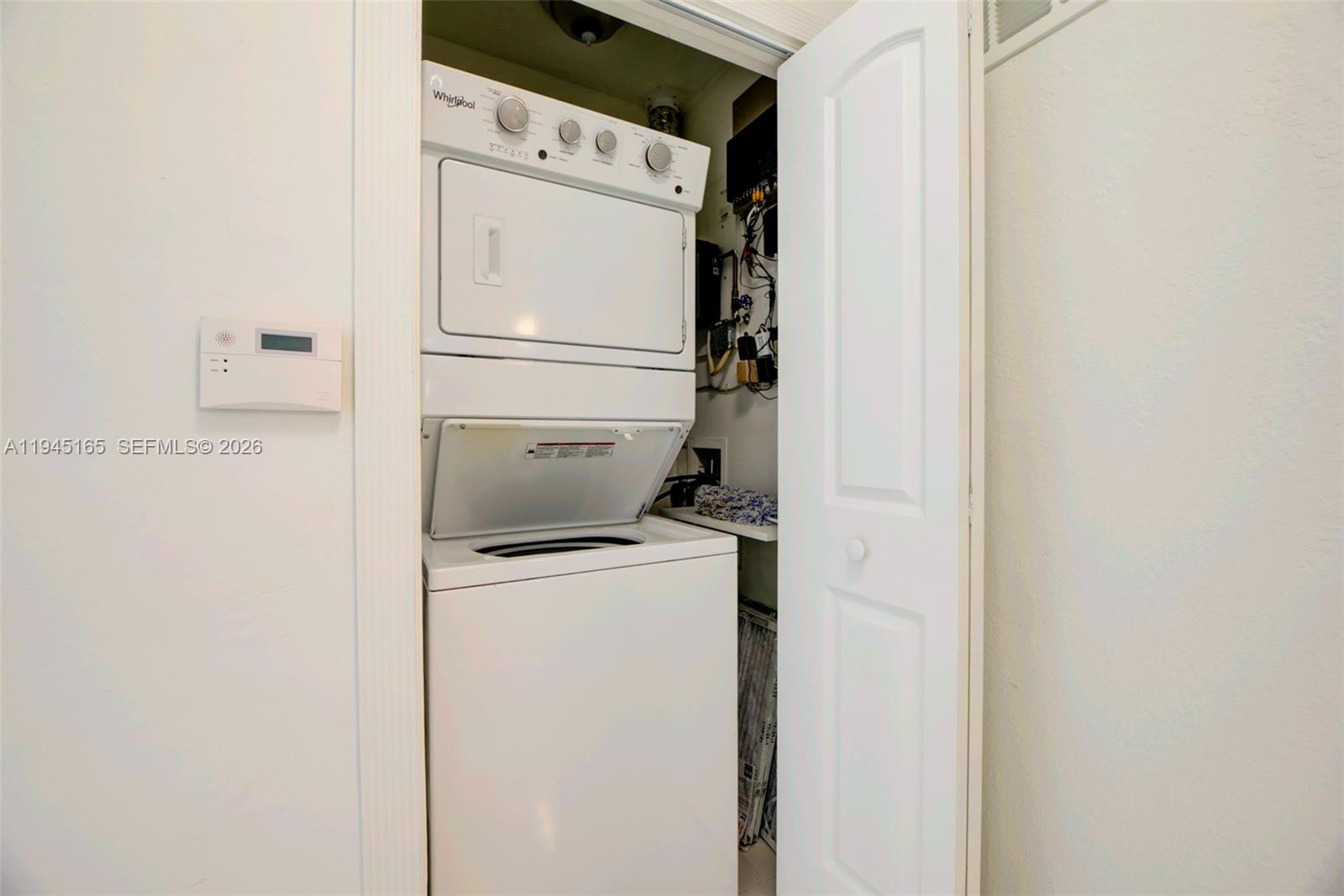 1627 Moffett St Hollywood, FL 33020