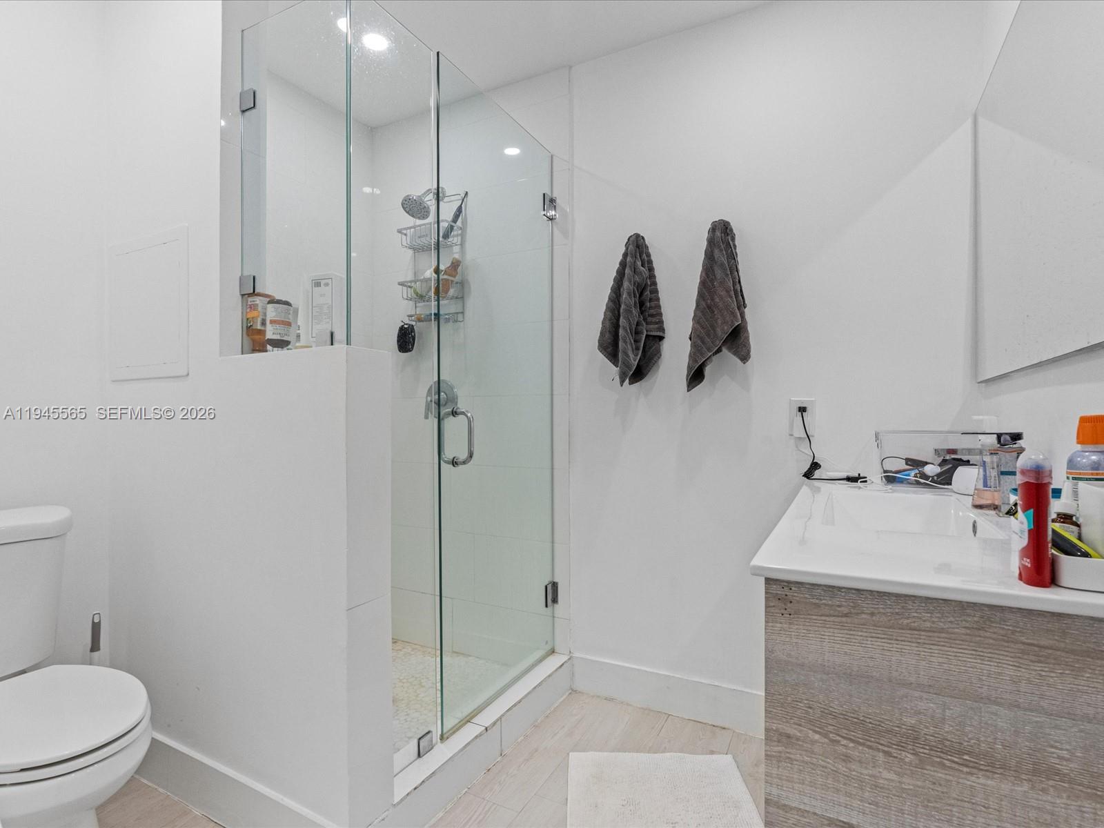 5265 SW 78th St Miami, FL 33143