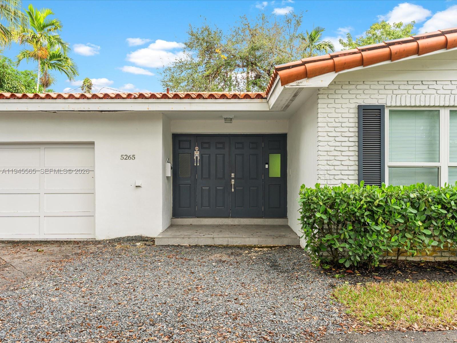 5265 SW 78th St Miami, FL 33143